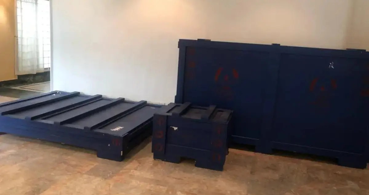 Exhibitions Handling